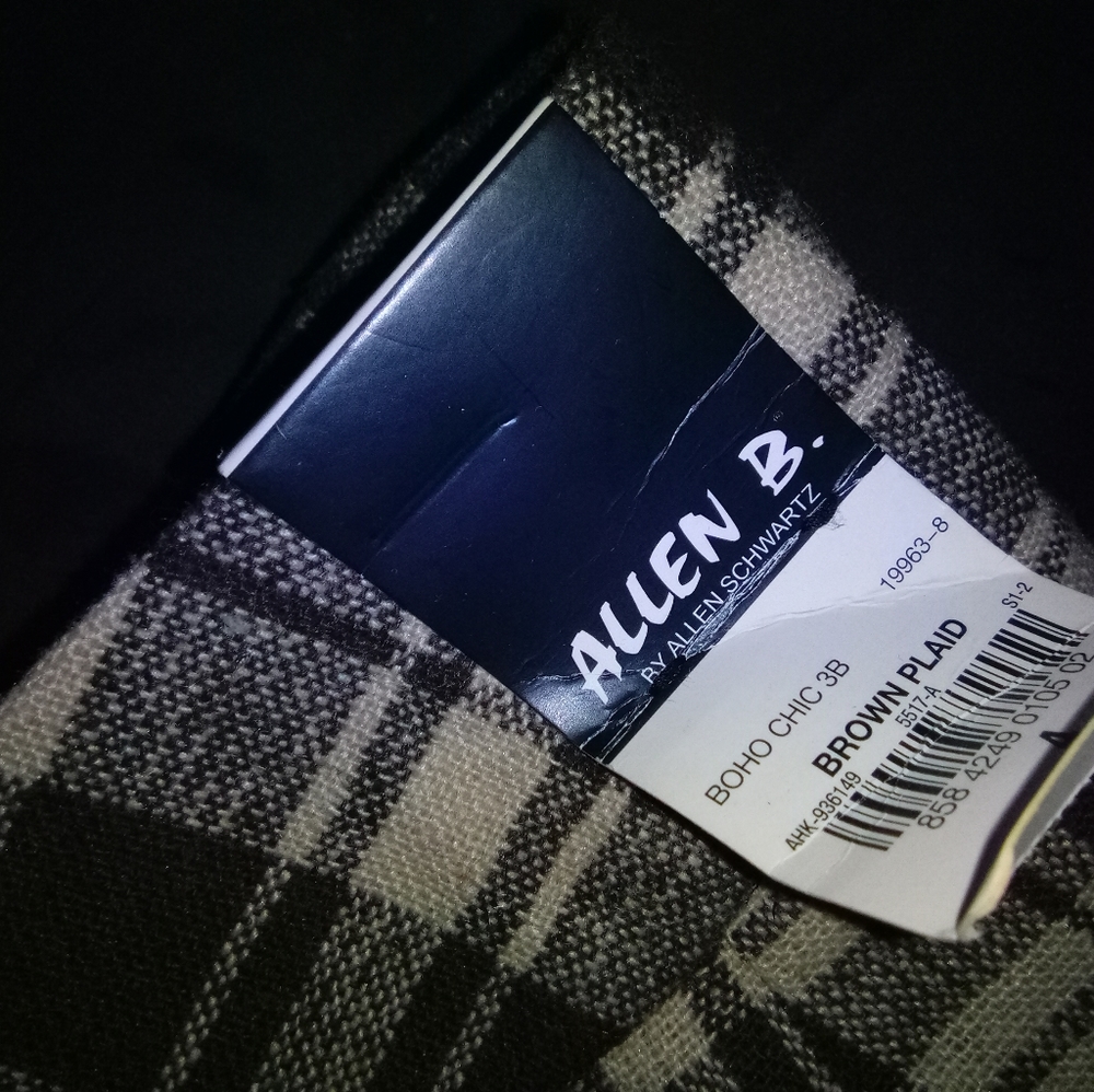 Capri's - Picture 4 of 4